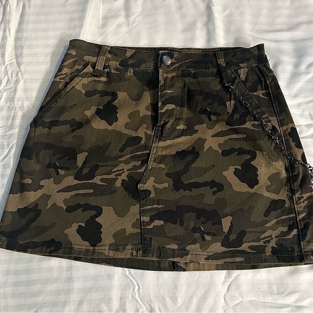 Camouflage Mini-Skirt